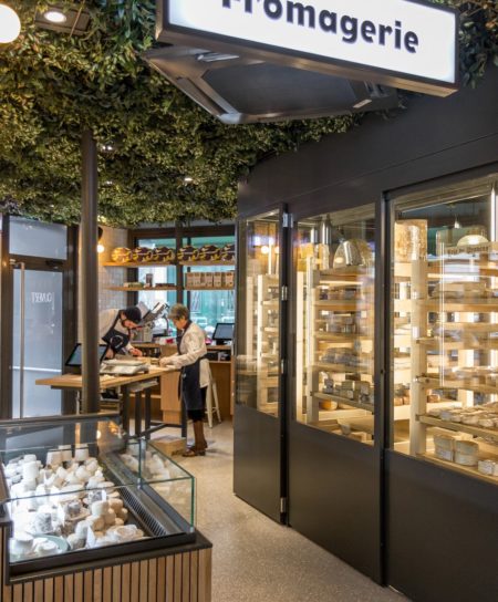 Fromagerie-Monbleu-Faubourg-Montmartre